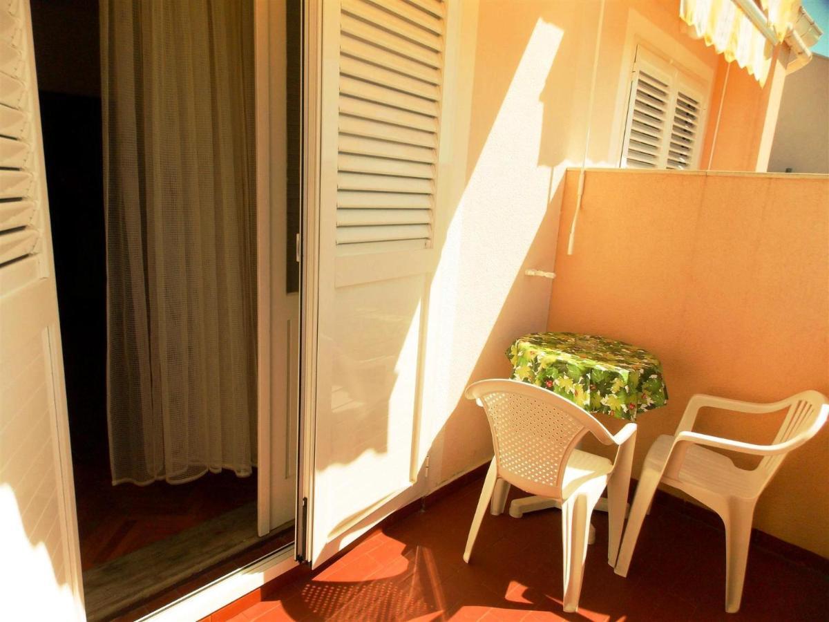Guesthouse Jenny (Adults Only) Novalja Habitación foto
